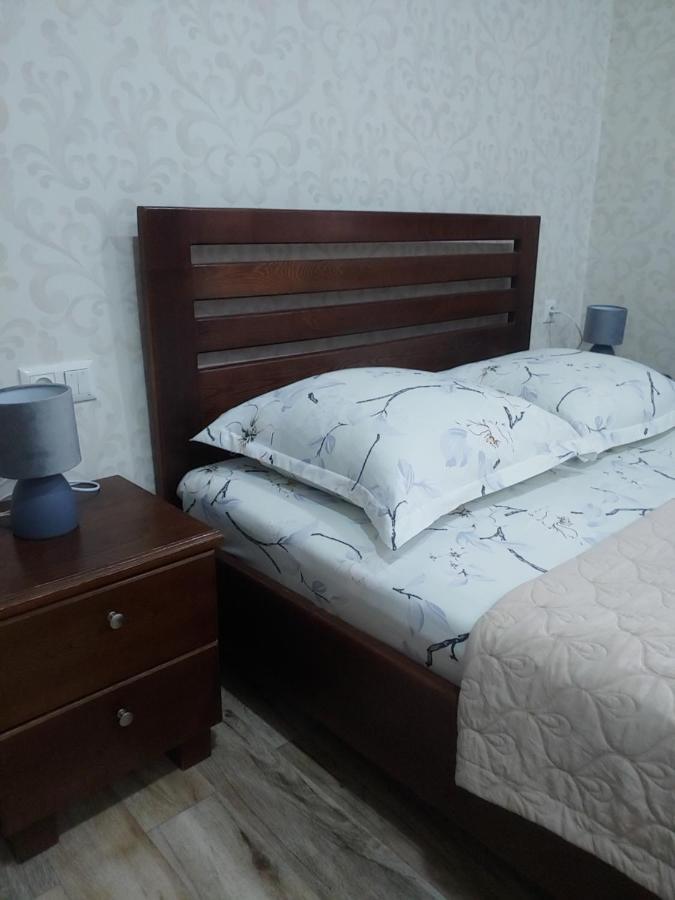 на акхалубани, 2 * Тбилиси