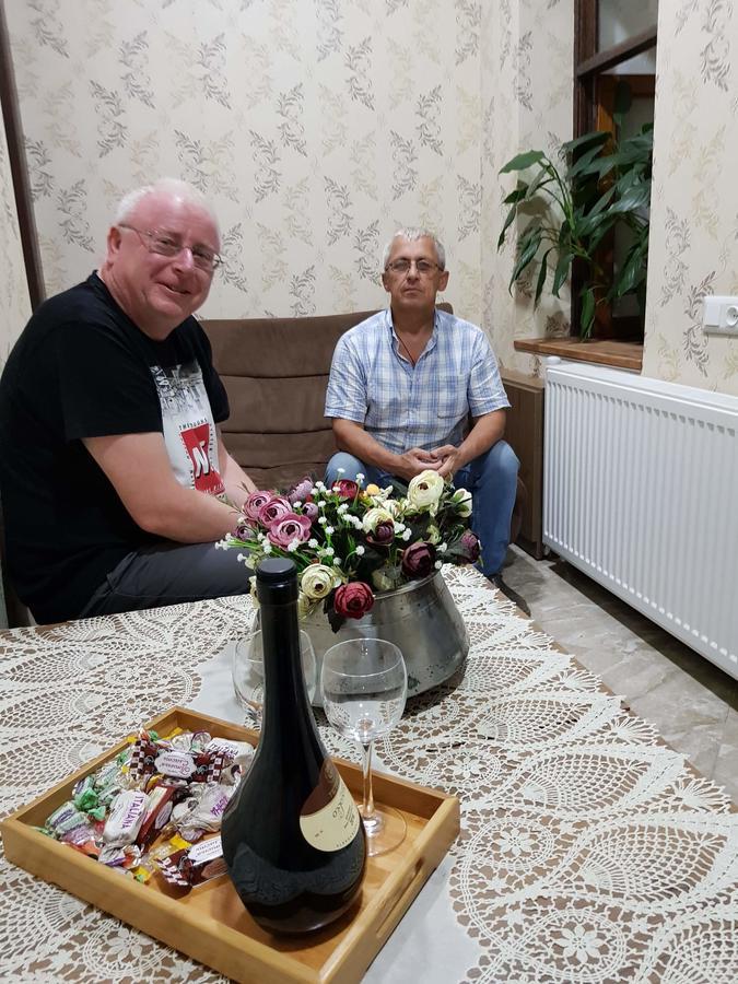 на акхалубани, 2 Апартаменты *
